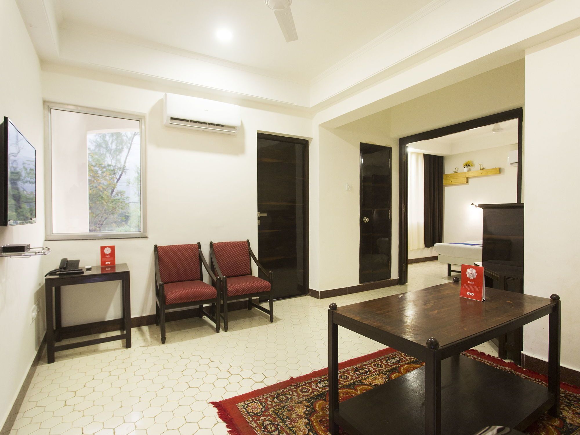 Oyo 9806 Hotel Arvi Lonavala Bagian luar foto